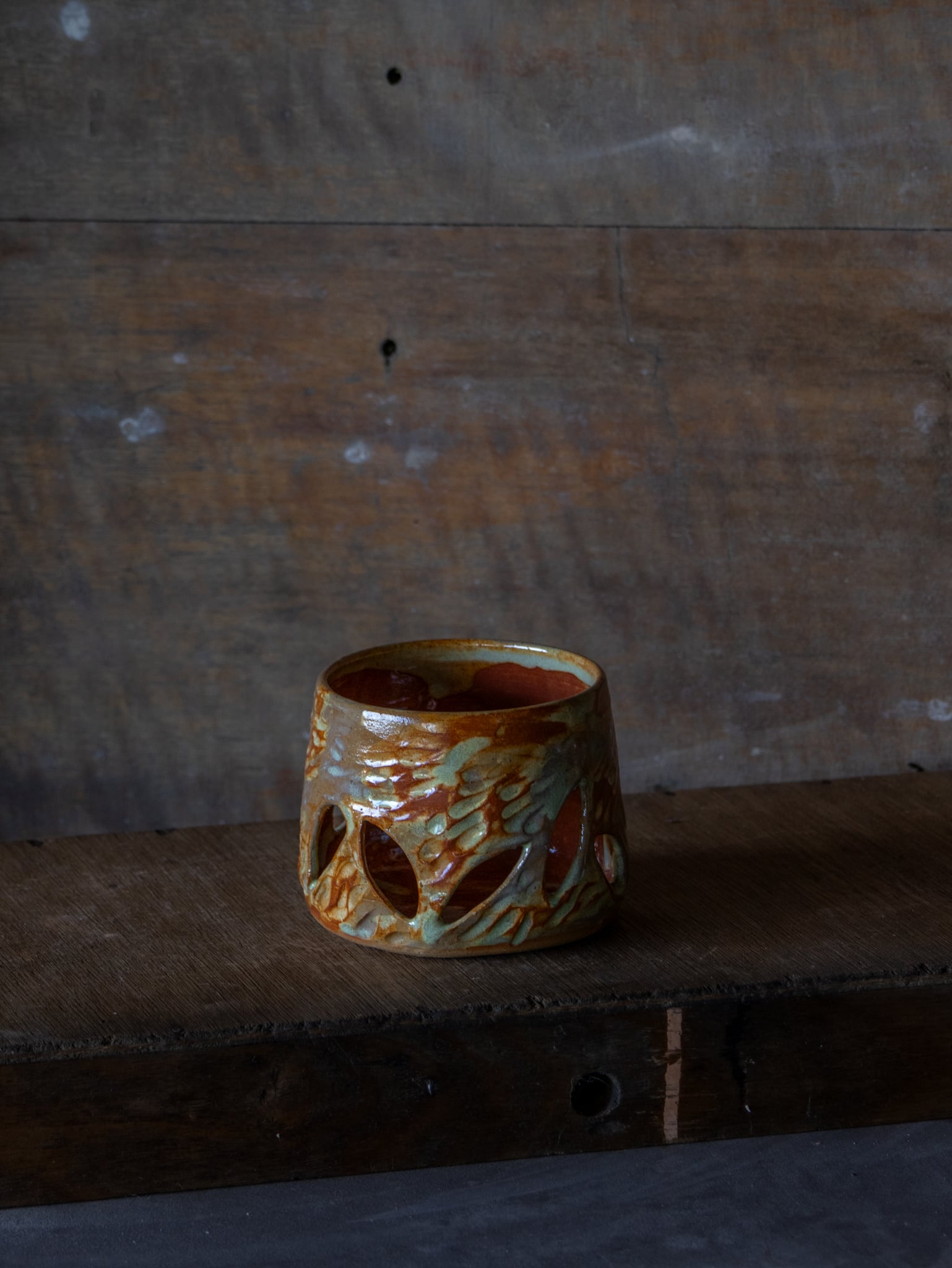 The Red Rock collection is inspired by the volcanic region near Alvie called Red Rock with its panoramic vista atop the lookout of lush green pastures and lakes view.